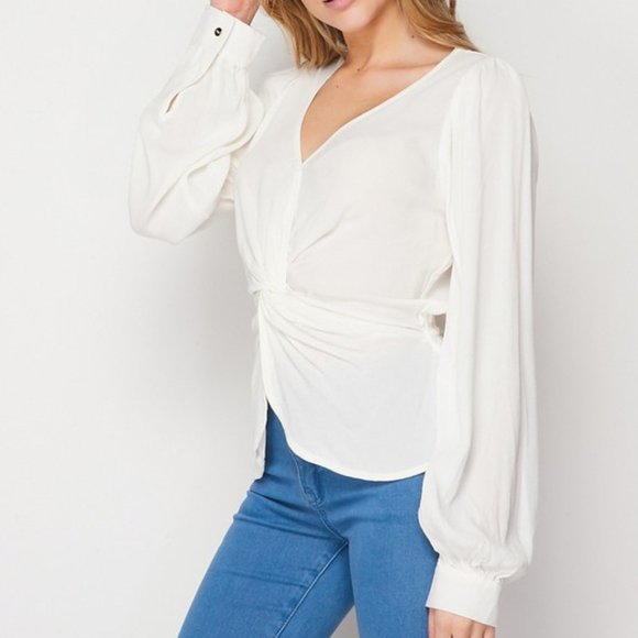 DOWN TO BUSINESS V-Neck Blouse - Off white - Picture 6 of 9